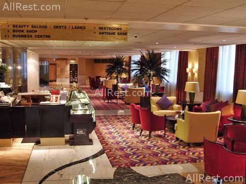 Renaissance Hotel Dubai 12